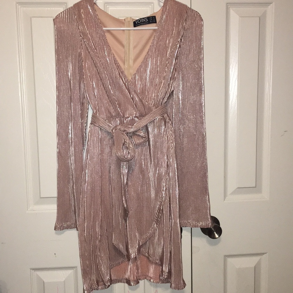 Long sleeve, V-neck, light pink metallic dress